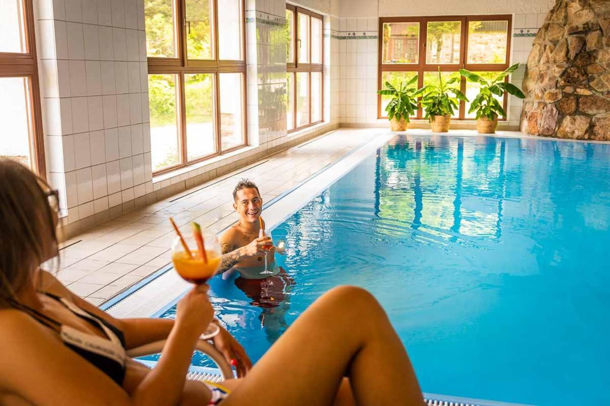 Friedrichshoehe - Sauna, Pool & 3*